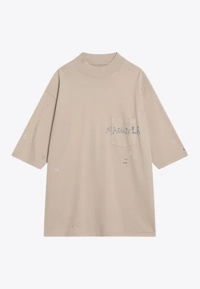 Maison Margiela Blush Beige T-shirt With Graffiti Logo In Neutral