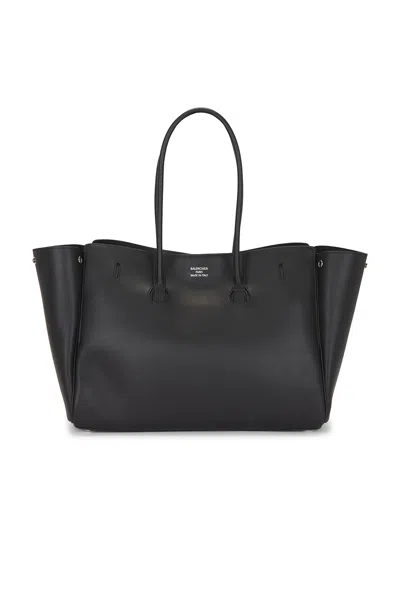 Balenciaga Bel Air Medium Carry All Bag In Black In Black