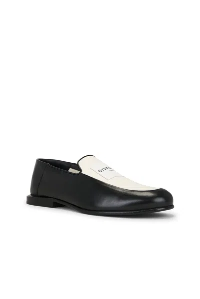 Givenchy Label Loafer
