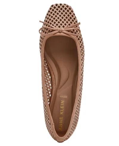Anne Klein Women's Aspen-p Snip Toe Ballet Flats