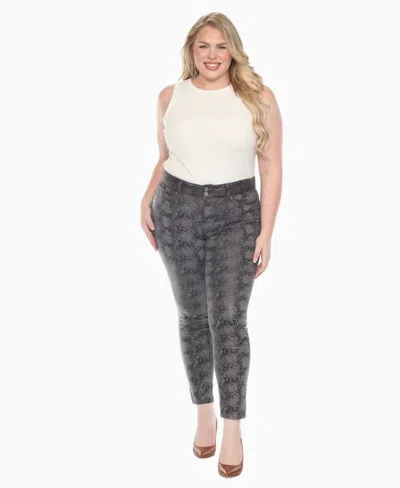 White Mark Plus Size Faux Suede Snake Print Pants In Gray