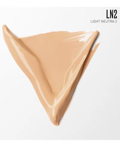Valentino Very  24-hour Wear Hydrating Concealer