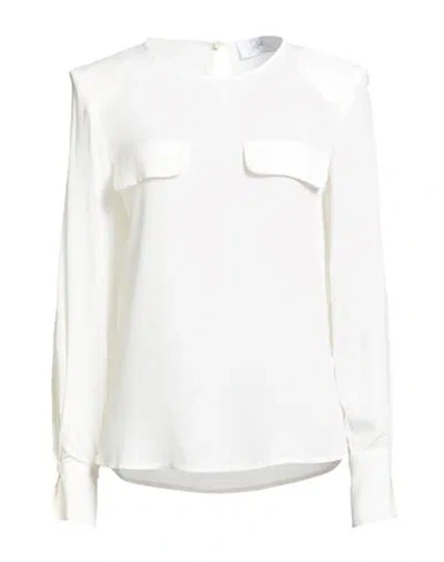 Soallure Woman Top White Size 4 Viscose In White
