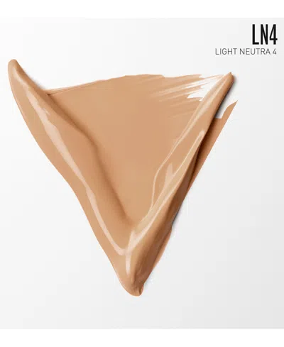 Valentino Very  24-hour Wear Hydrating Concealer