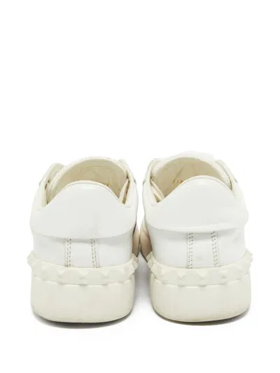 Pre-owned Valentino Garavani Rockstud Sneakers