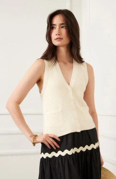 Karen Kane Ribbed Button Sweater Vest In Cream In White