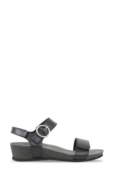 Munro Sintra Wedge Sandal In Black