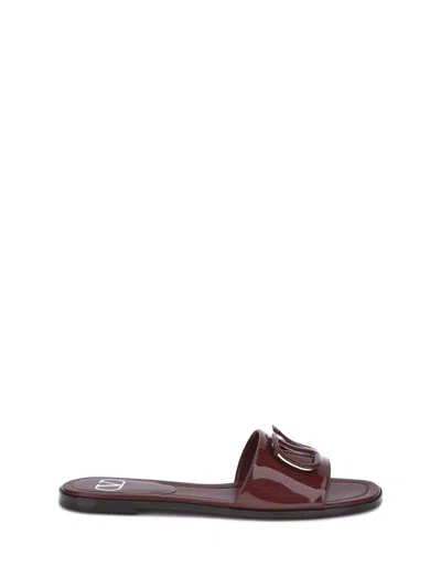 Valentino Patent Leathe Vlogo Slide Sandals In Brown
