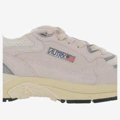 Autry 'hyperway' White Low Top Sneakers With Logo Patch On Side And Tongue In Neutral