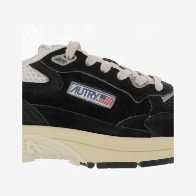 Autry Hyperway Black Low Top Sneakers With Logo Patch On Tongue And Side In Suede And Mesh Woman In Black