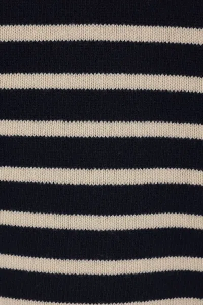 Valentino Garavani Crewneck Sweater With Bold Jacquard Motif In Black