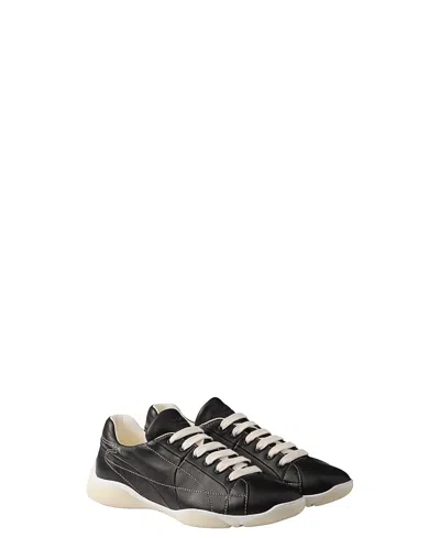 Prada Sneakers Aus Leder In Black