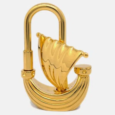 Pre-owned Hermes L' Air De Paris Yacht Cadena Lock Bag Charm In Gold