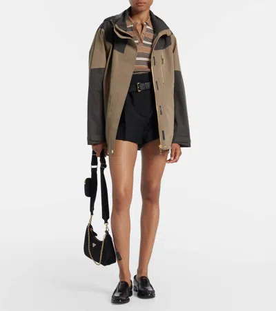 Prada Re-edition 2005 Nylon Shoulder Bag In Black
