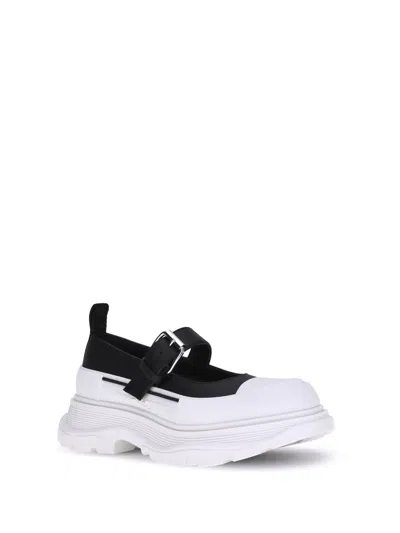Alexander Mcqueen Leather And Rubber Lace-up Ballerinas In White