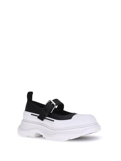 Alexander Mcqueen Leather And Rubber Lace-up Ballerinas In White