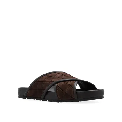 Bottega Veneta Tarik Intrecciato Suede Leather Slides In Brown
