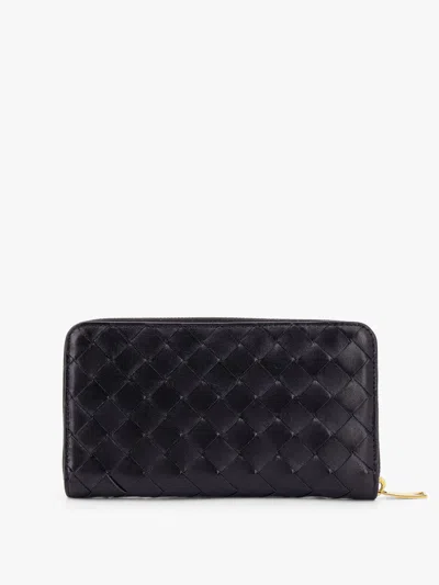 Bottega Veneta Women Leather Wallet With Intrecciato Motif In Black