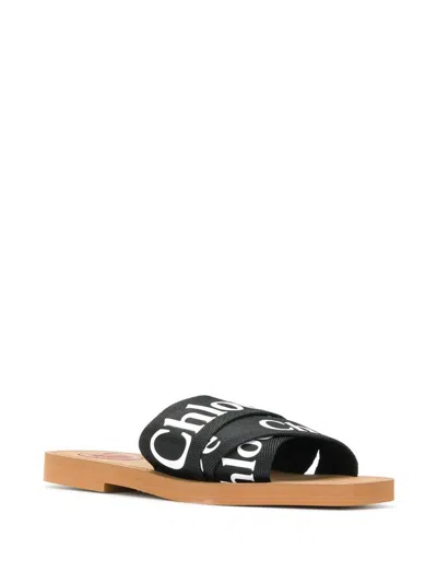 Chloé Woody Slides Shoes In Black