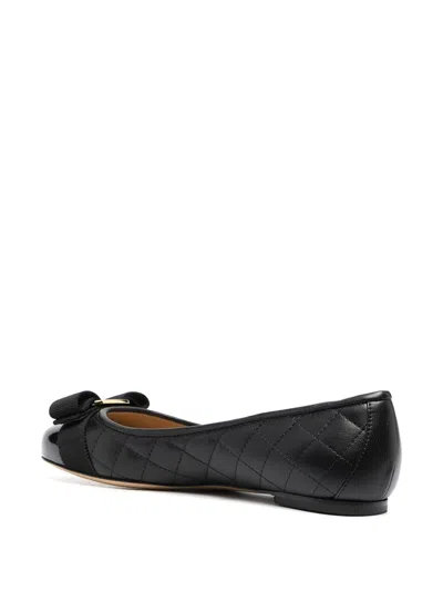 Ferragamo Ballet Flats Varina Patent Leather In Black