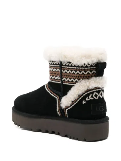 Ugg Round Head Snow Boots In Black