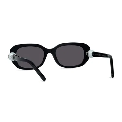 Givenchy Gv40101i Pearl 01a Nero Sunglasses In Black