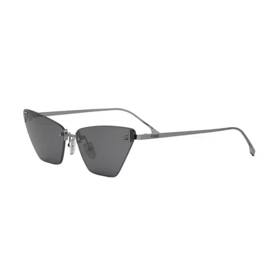 Fendi Fe4160us Cat-eye Crystalized Logo Sunglasses In Gray