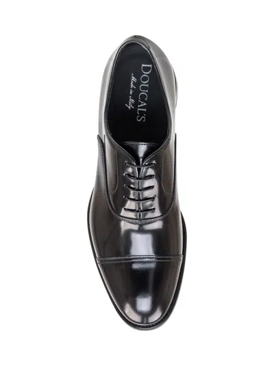 Doucal's High-shine Black Oxford Shoes With Lace-up Fastening In Black