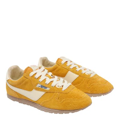Autry 'windspin Low' Yellow Sneaker With Logo On The Side And On The Heel
