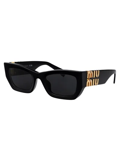 Miu Miu Sunglasses In Black