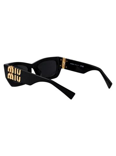 Miu Miu Sunglasses In Black