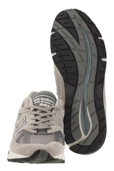 New Balance De In Uk 991v2 Sneakers In Gray