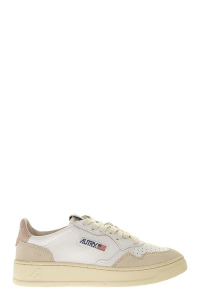 Autry Medalist Low Sneaker In White