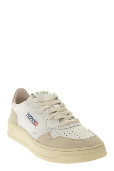 Autry Medalist Low Sneaker In White