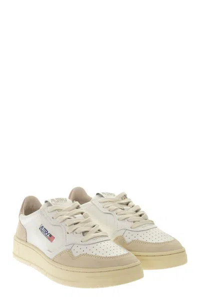 Autry Medalist Low Sneaker In White