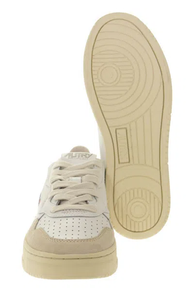 Autry Medalist Low Sneaker In White