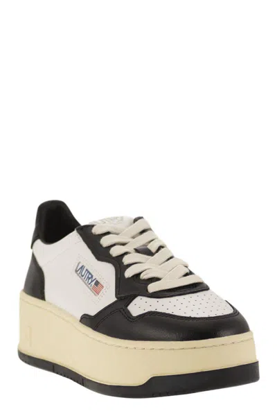 Autry Medalist Leather Platform Sneakers In Black
