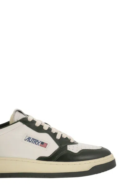 Autry Medalist Low Two Tone Sneakers In White And Mountain Green Leather In Black