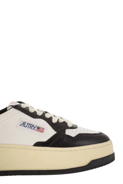Autry Medalist Leather Platform Sneakers In Black