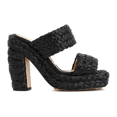 Bottega Veneta Black Raffia Heels In Black