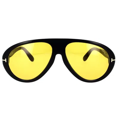 Tom Ford Eyewear Pilot Framed Sunglasses In Yellow