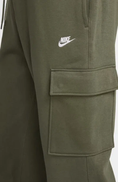 Nike Club Fleece Cargo Sweatpants