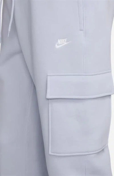 Nike Club Fleece Cargo Sweatpants
