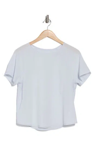 Layer 8 Easy Runner Scallop Top