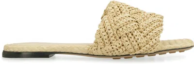 Bottega Veneta Lido Flat Sandals In Gold
