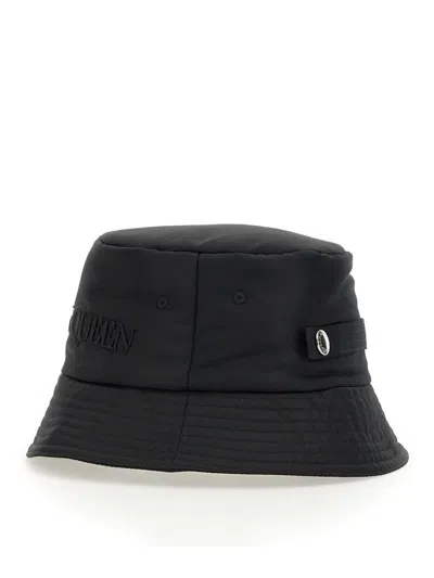 Alexander Mcqueen Bucket Hat With Logo In Black