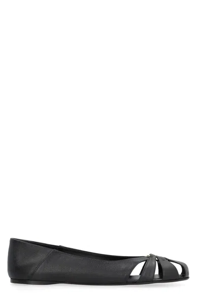 Ferragamo Gancini Ornament Flat Ballerina Shoes In Multi