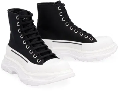 Alexander Mcqueen Tread Slick Lace-up Ankle Boots In Black
