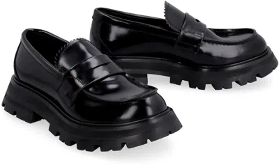 Alexander Mcqueen Brushed Leather Wander Loafers In Black