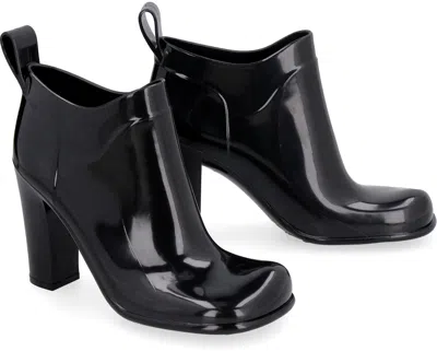 Bottega Veneta Shine Square Toe Ankle Boots In Black
